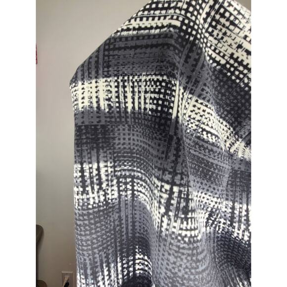 Vince Camuto fit flare black white sleeveless dress with pockets - 2 - Picture 7 of 7